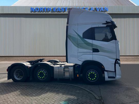 Iveco S-WAY Photo