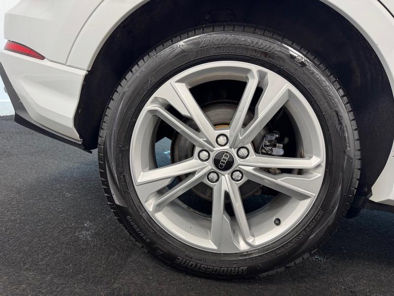 Audi Q3 Photo eb7f7f27-5f6c-4d31-89d1-481b205bc9d9.jpg