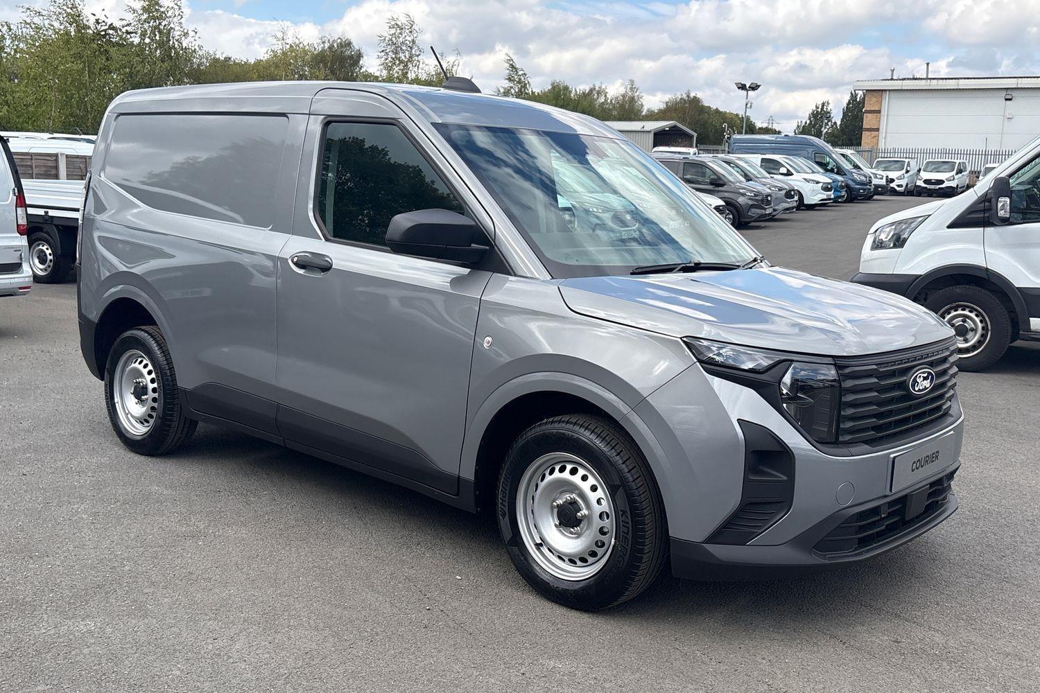 Ford TRANSIT COURIER Photo 38