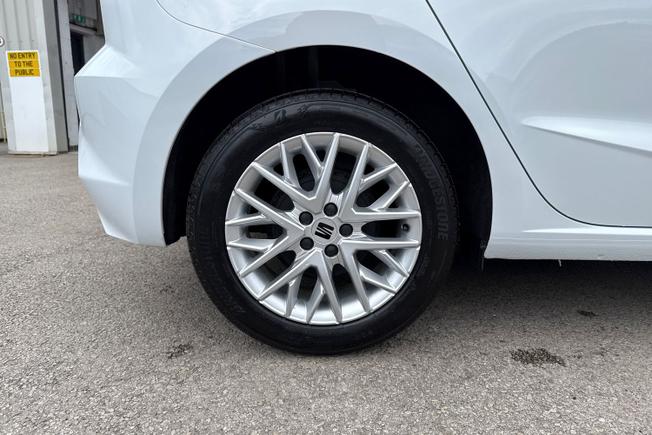 SEAT Ibiza Photo 21