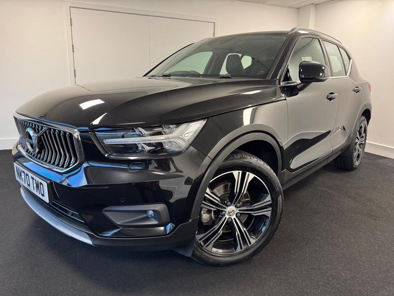 Volvo XC40 Photo eb95d79a-ca45-46f0-8ee0-55f2c0c126a4.jpg