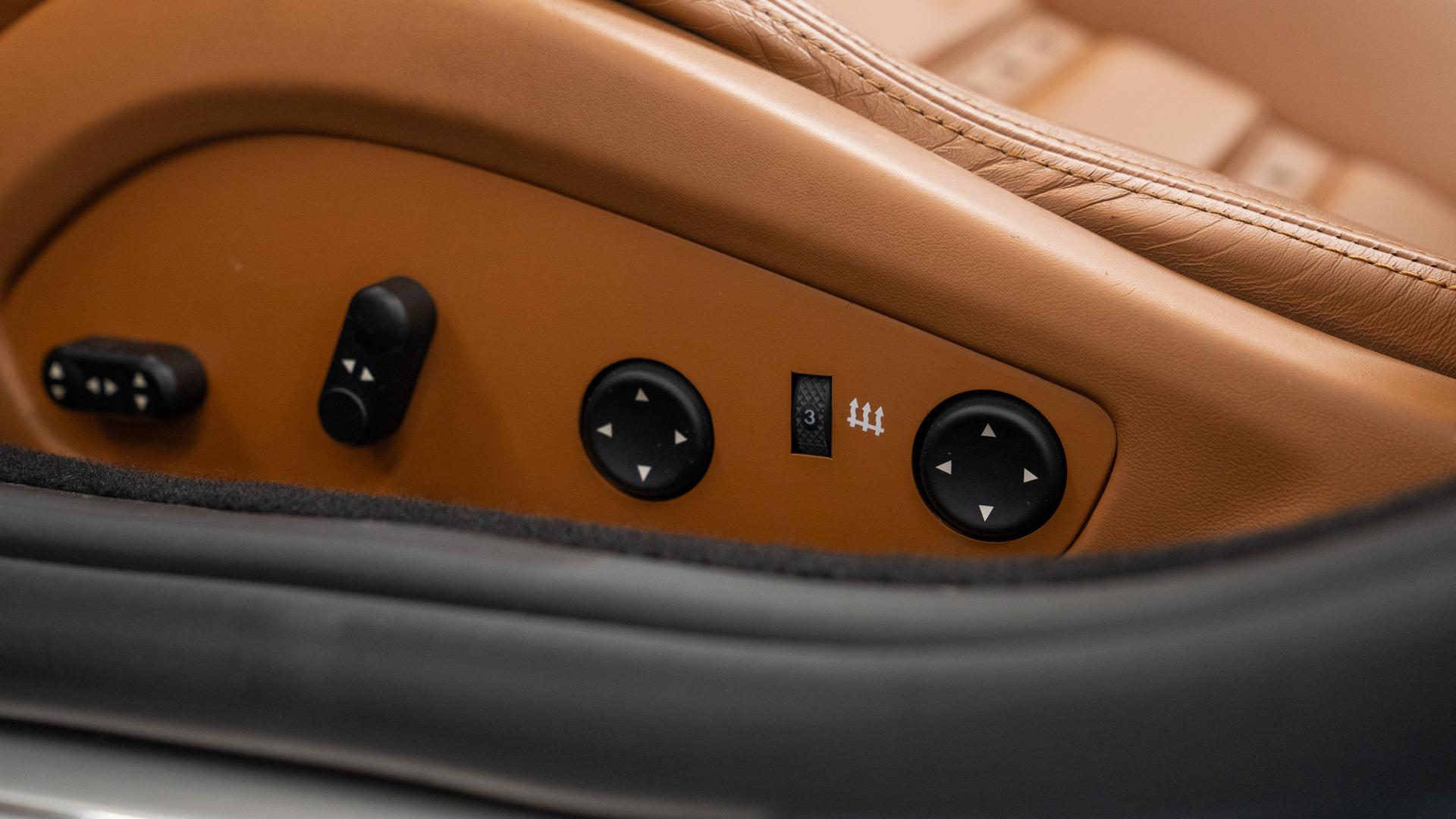 Ferrari California Photo eba3b5c3-97a9-4427-96bd-ced5c0e9c8b0.jpg