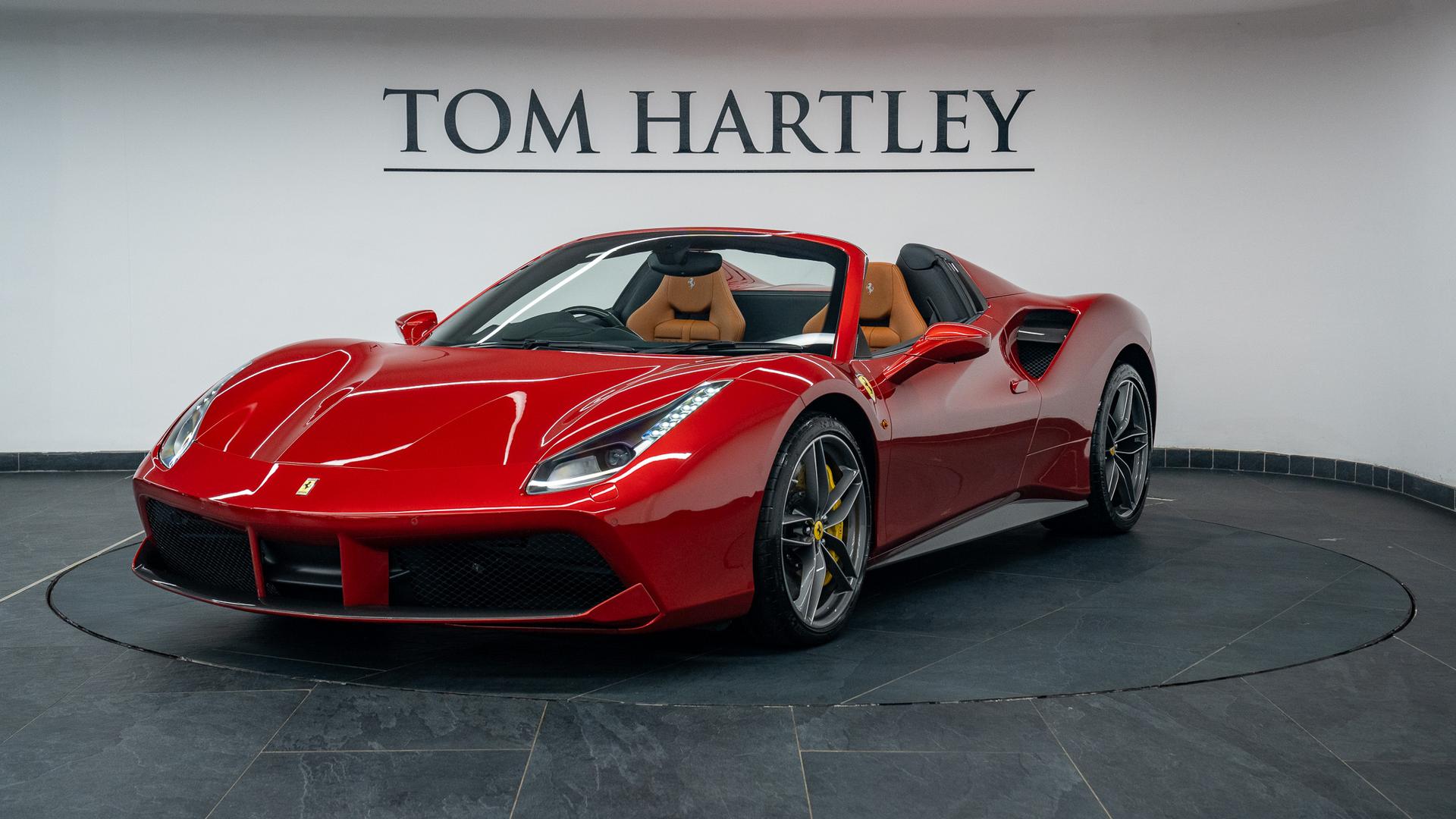 Ferrari 488 Photo ebae8f49-f2ef-41ec-8de5-e1c99942f9fe.jpg