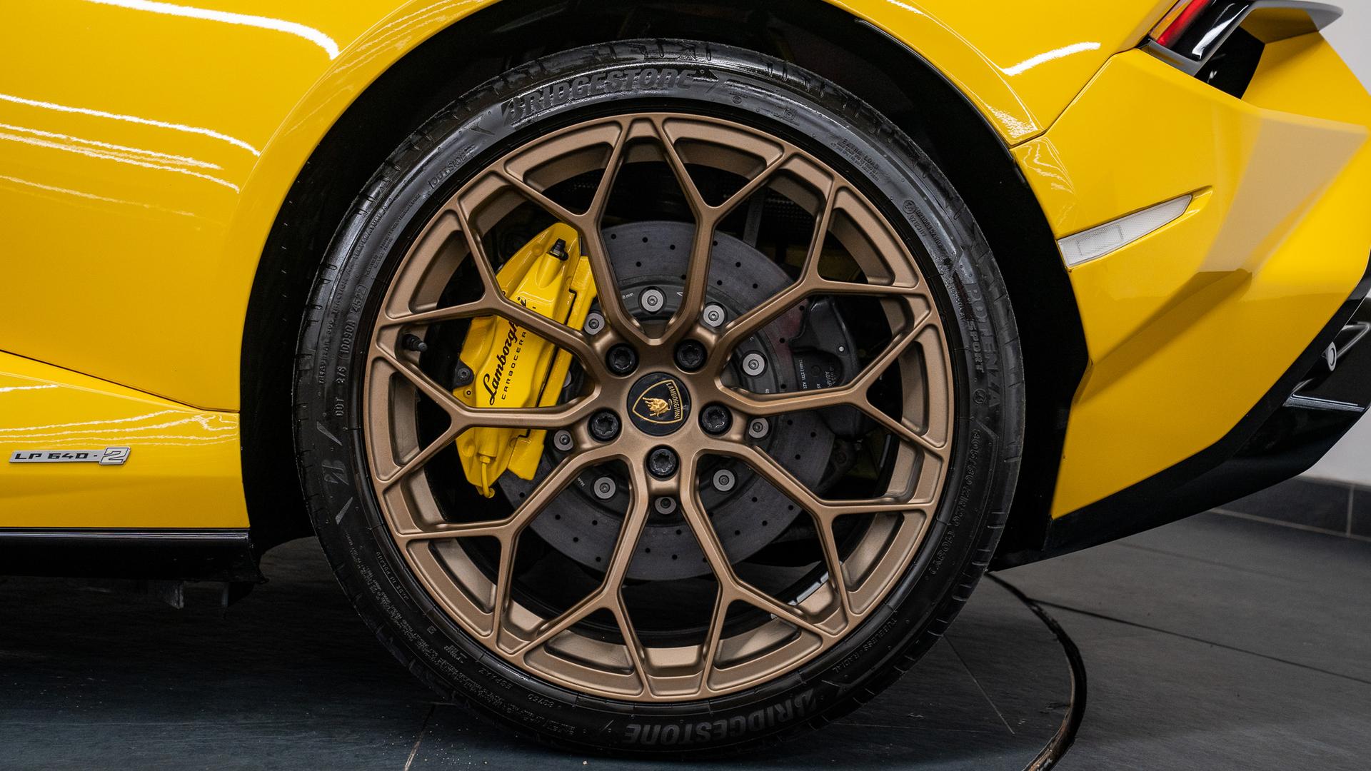 LAMBORGHINI Huracan Photo ebcf0c30-c628-4696-9406-de096975ca4a.jpg