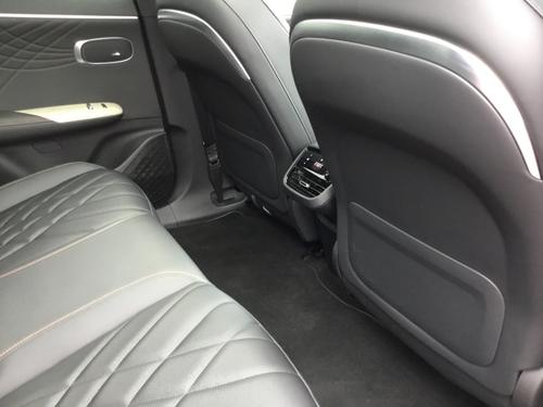 Changan Deepal S07 Photo ebd6c12d-be76-45f8-80ca-72fe9f92c21b.jpg