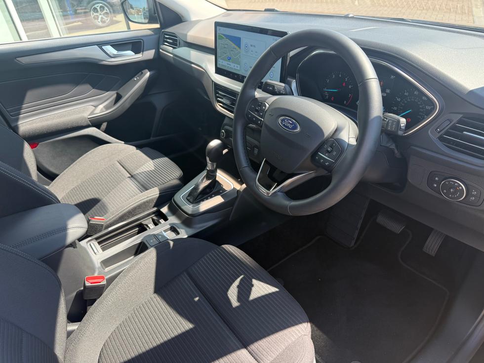 Ford Focus Photo ebde79c7-b245-4fe4-94de-3b3e484d94dc.jpeg