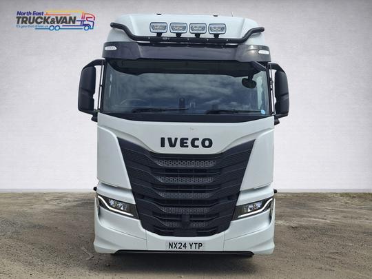 Iveco S-WAY Photo
