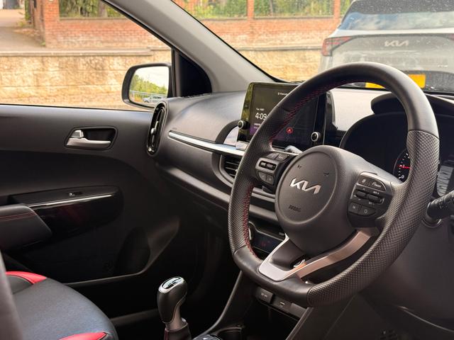 Kia Picanto Photo ebe95f5e-8752-4ae3-a290-fd15aa620cc2.jpg