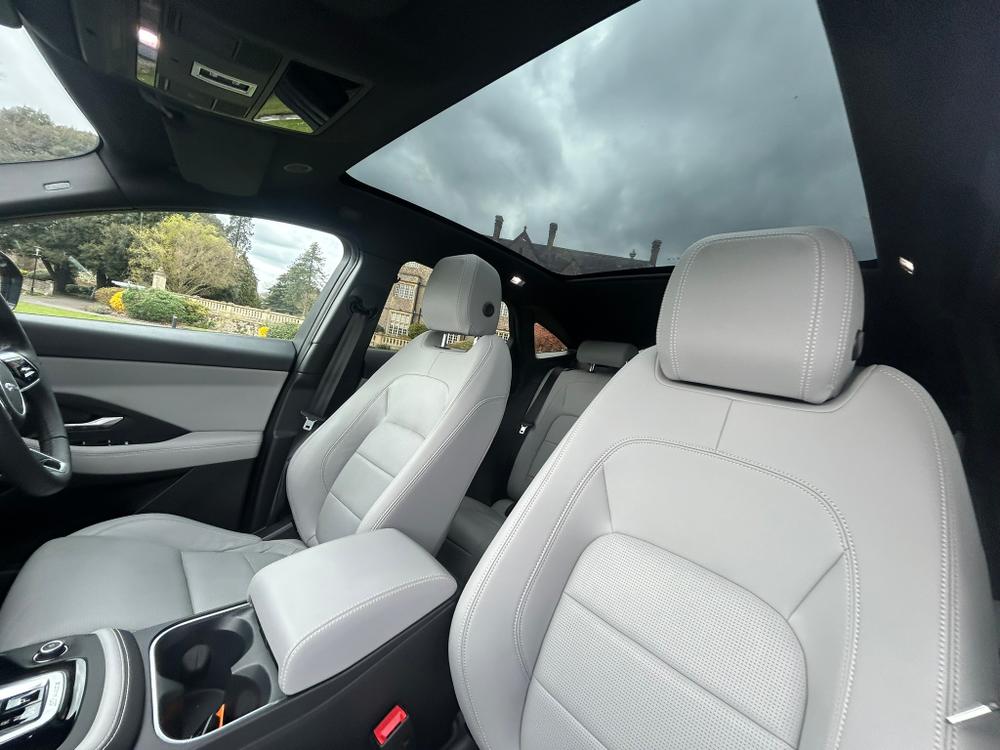 Used Jaguar E-PACE HK24LKV 33