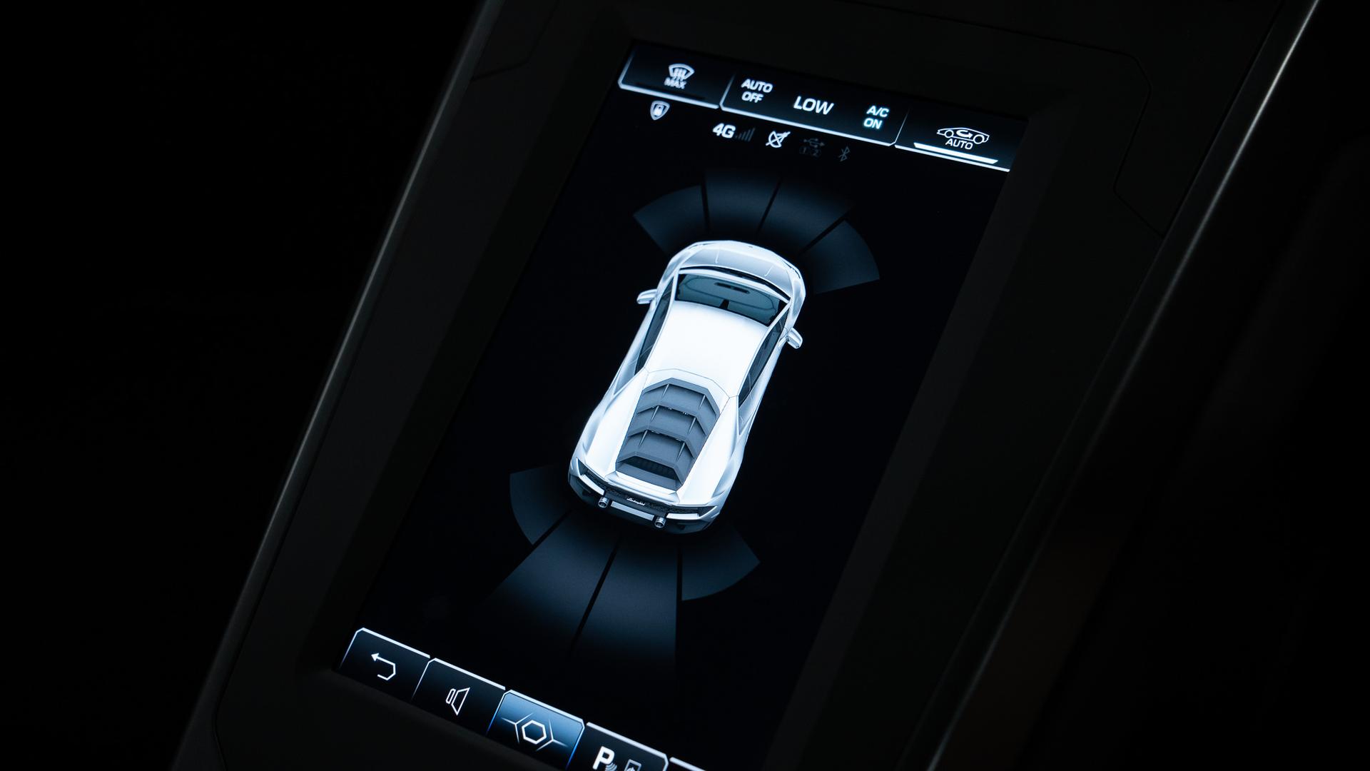 LAMBORGHINI Huracan Photo ebf9bd62-452d-48ac-87e4-da90af496dcc.jpg