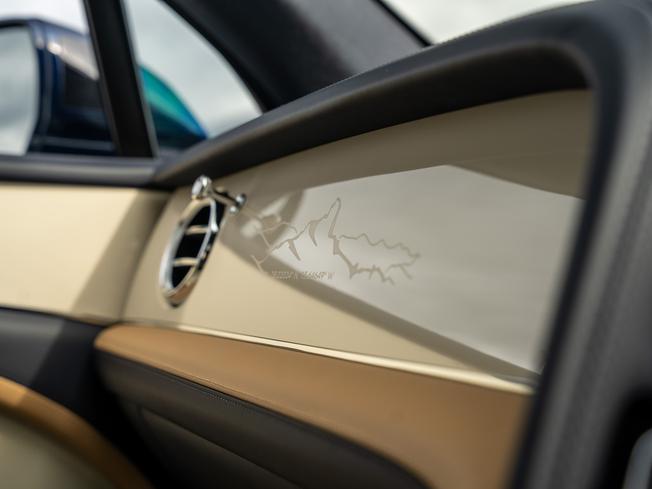BENTLEY Bentayga  Photo 35