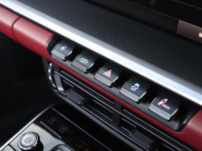 PORSCHE 911 Photo 30