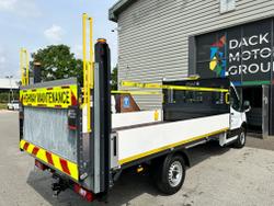 Ford Transit Photo 18