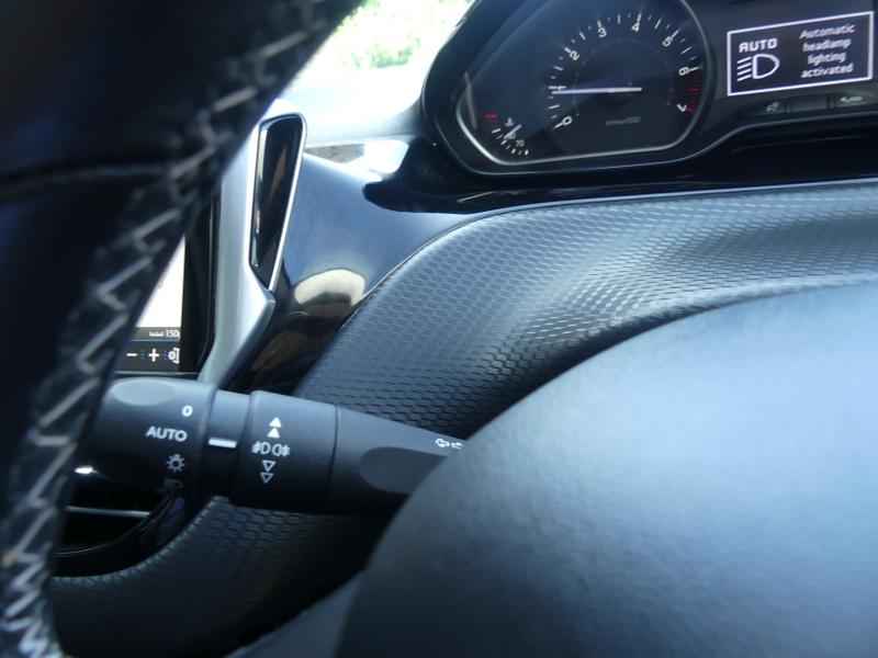 Peugeot 208 Photo ec2a4ded-f717-4f78-8232-ce2915d74e6b.jpg