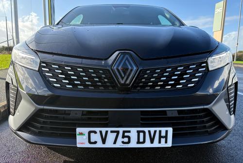 Renault CLIO Photo ec2eb53f-44e2-486d-87f3-d8a92726a9c4.jpeg