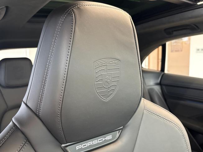 Porsche Macan Photo 15