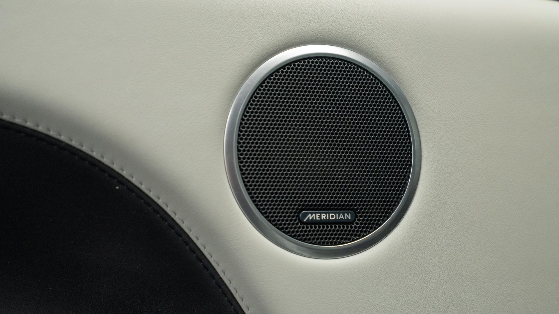 Land Rover Range Rover Sport Photo ec56758a-7f89-4ce3-85cd-d307a3a902ec.jpg