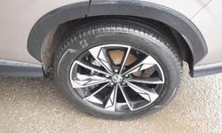 MG MOTOR UK HS Photo 32