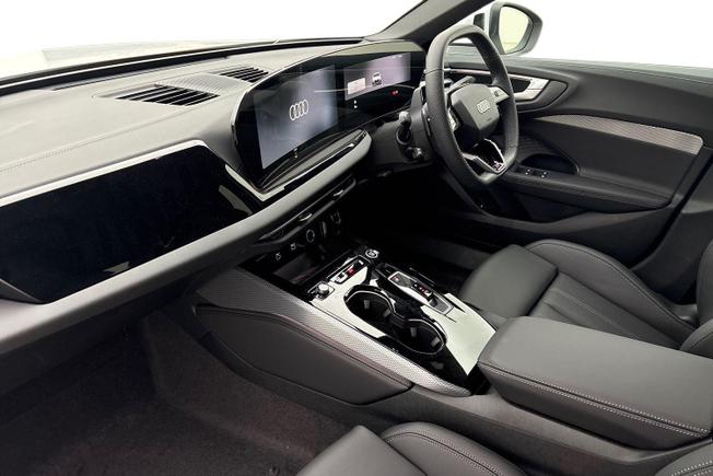 AUDI  A5 Photo 2