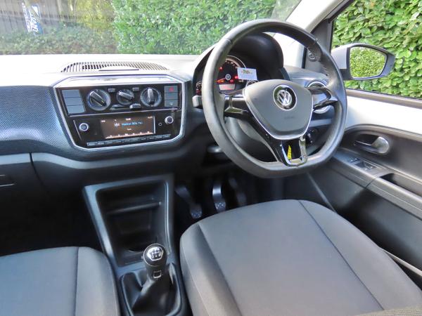 Used Volkswagen up! FG17MWA 3