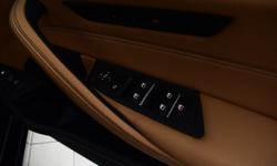 BMW 5 SERIES Photo 9