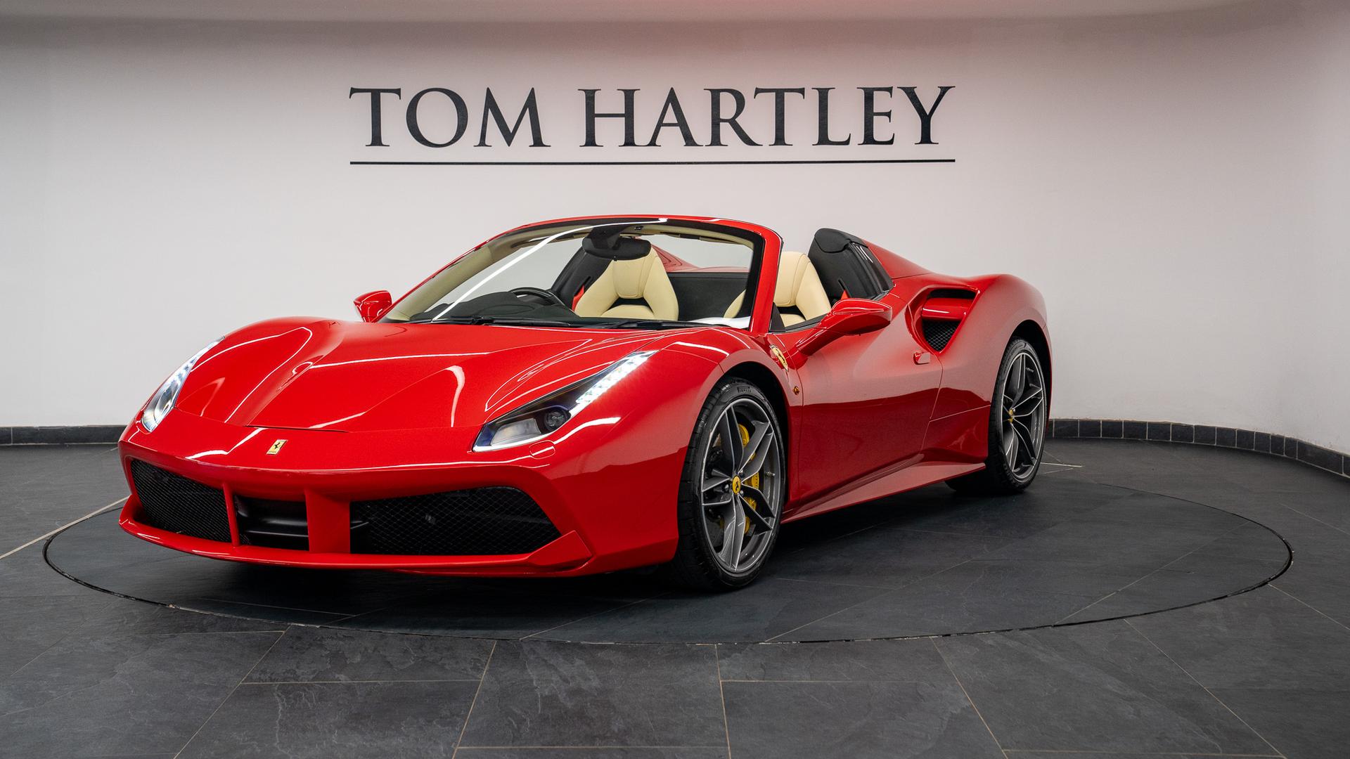 Ferrari 488 Photo ec9078ee-f80c-4075-8659-972831a5899f.jpg