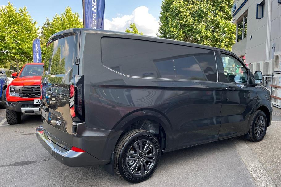 Used Ford TRANSIT CUSTOM CUSTOM44 8