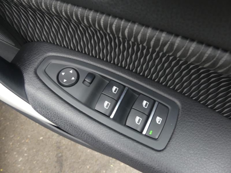 BMW 1 Series Photo ecae0250-896d-466c-b181-2d087d79c046.jpg