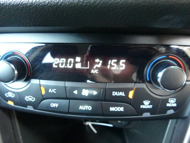 Suzuki S-Cross Photo ecb9cb69-b56f-4fc8-8d51-23b29a2bbdcc.jpg