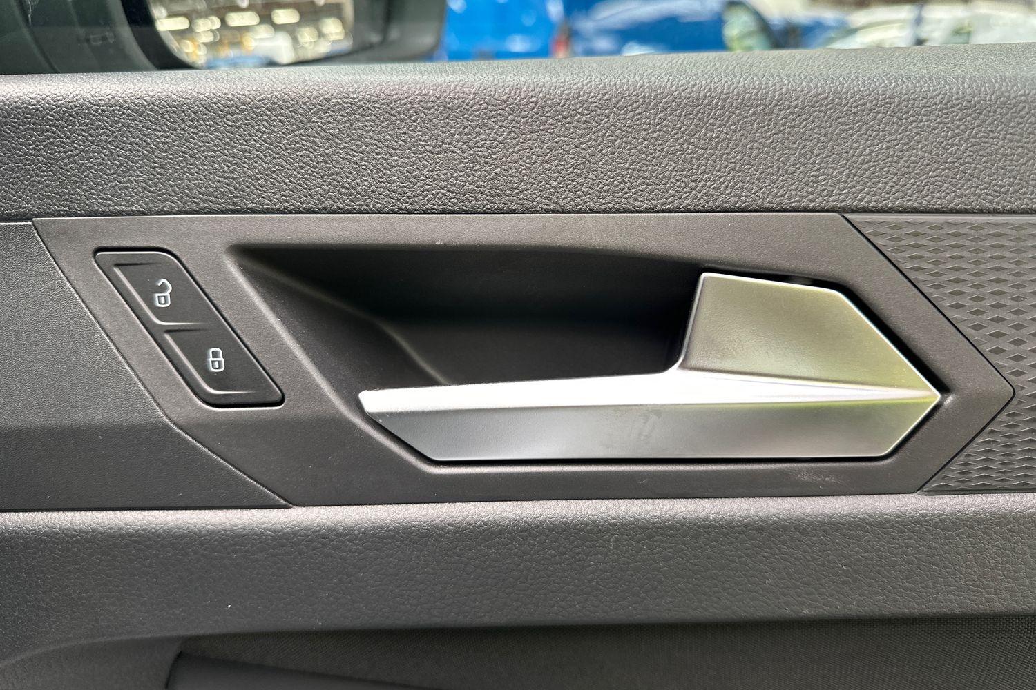 Ford TRANSIT CONNECT Photo 21