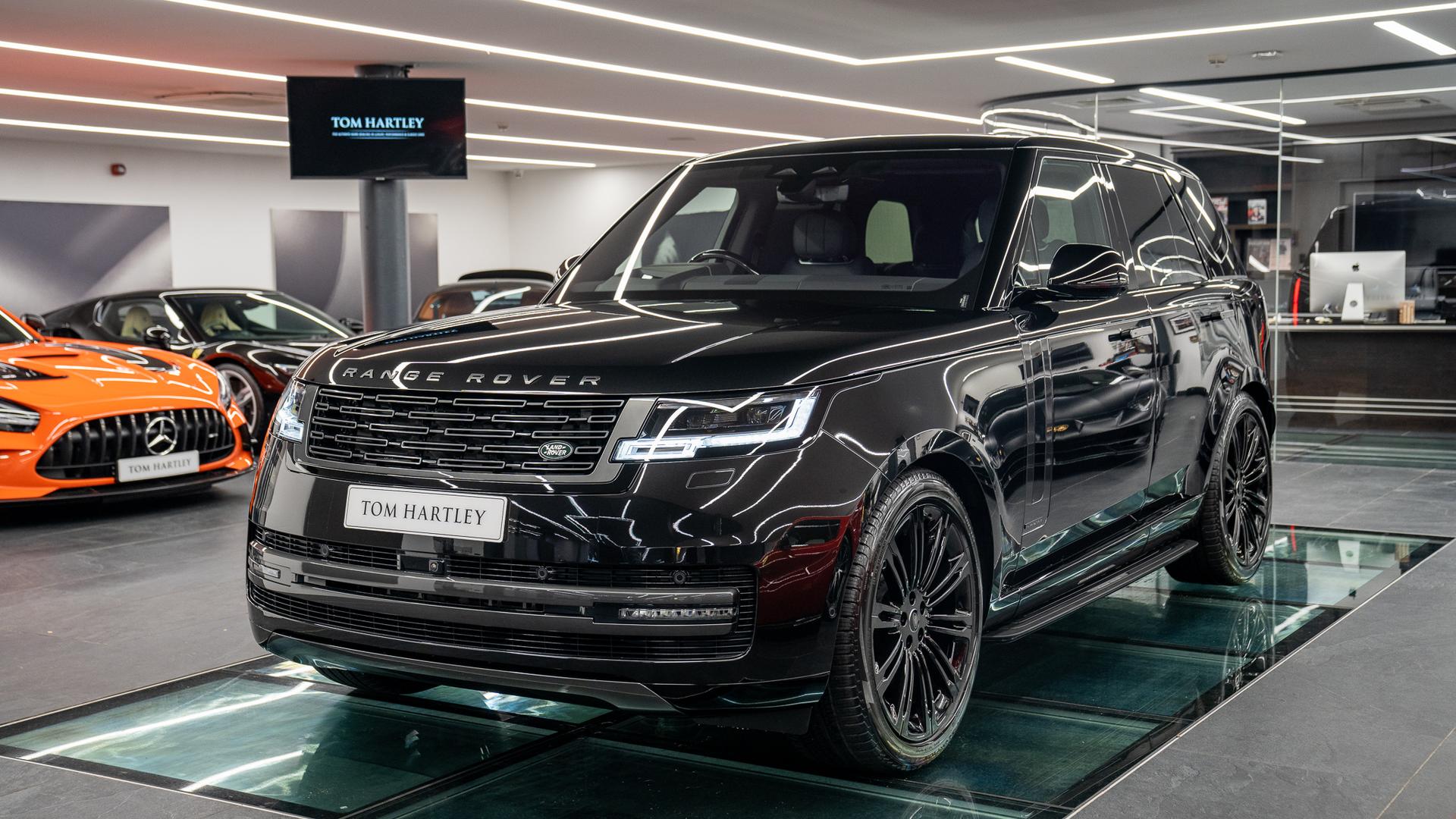 Land Rover Range Rover Photo eceae5a9-56d7-43f1-827c-374465c89fbb.jpg