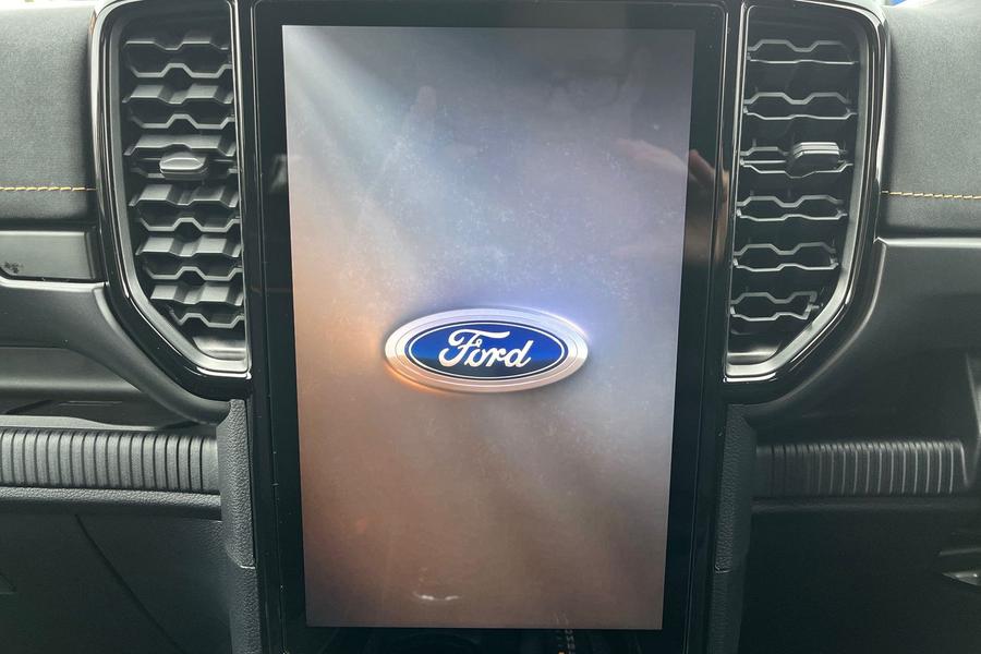 Ford RANGER Photo ed144a02-447a-4a9c-83ef-386c5f1be1d8.jpg