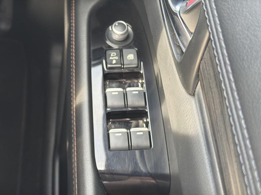 Mazda CX-5 Photo ed1a3f35-a92b-45f4-acbe-6dd27e3edc43.jpg