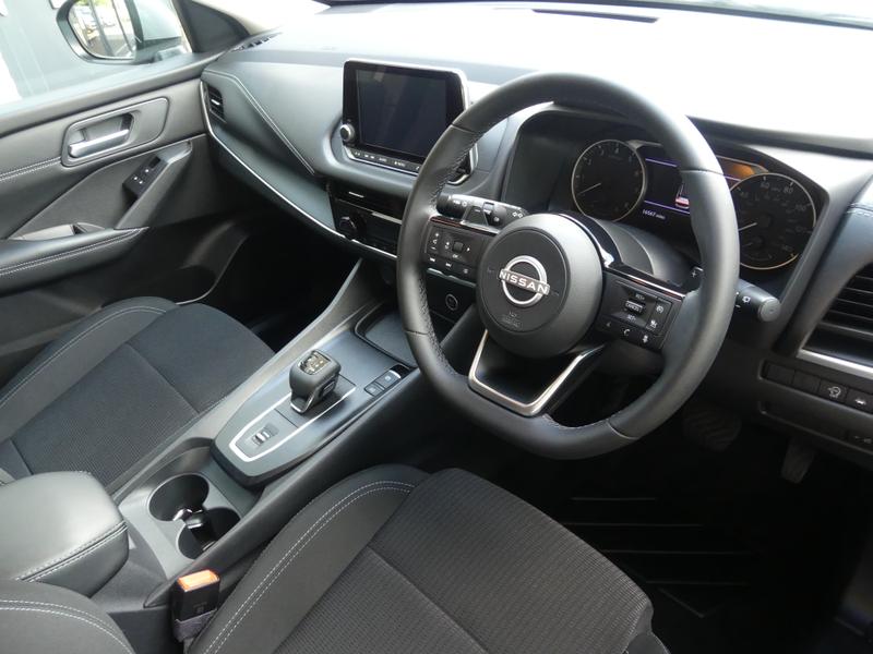 Nissan Qashqai Photo ed1a640e-6261-4db4-b719-285a71eb4884.jpg