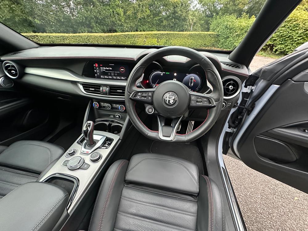 Used Alfa Romeo Stelvio WG73CZE 30