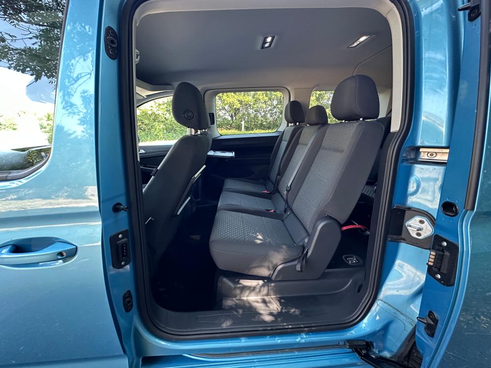 Used Ford Grand Tourneo Connect MT23ZDH 27