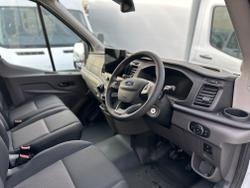 Ford Transit Photo 17