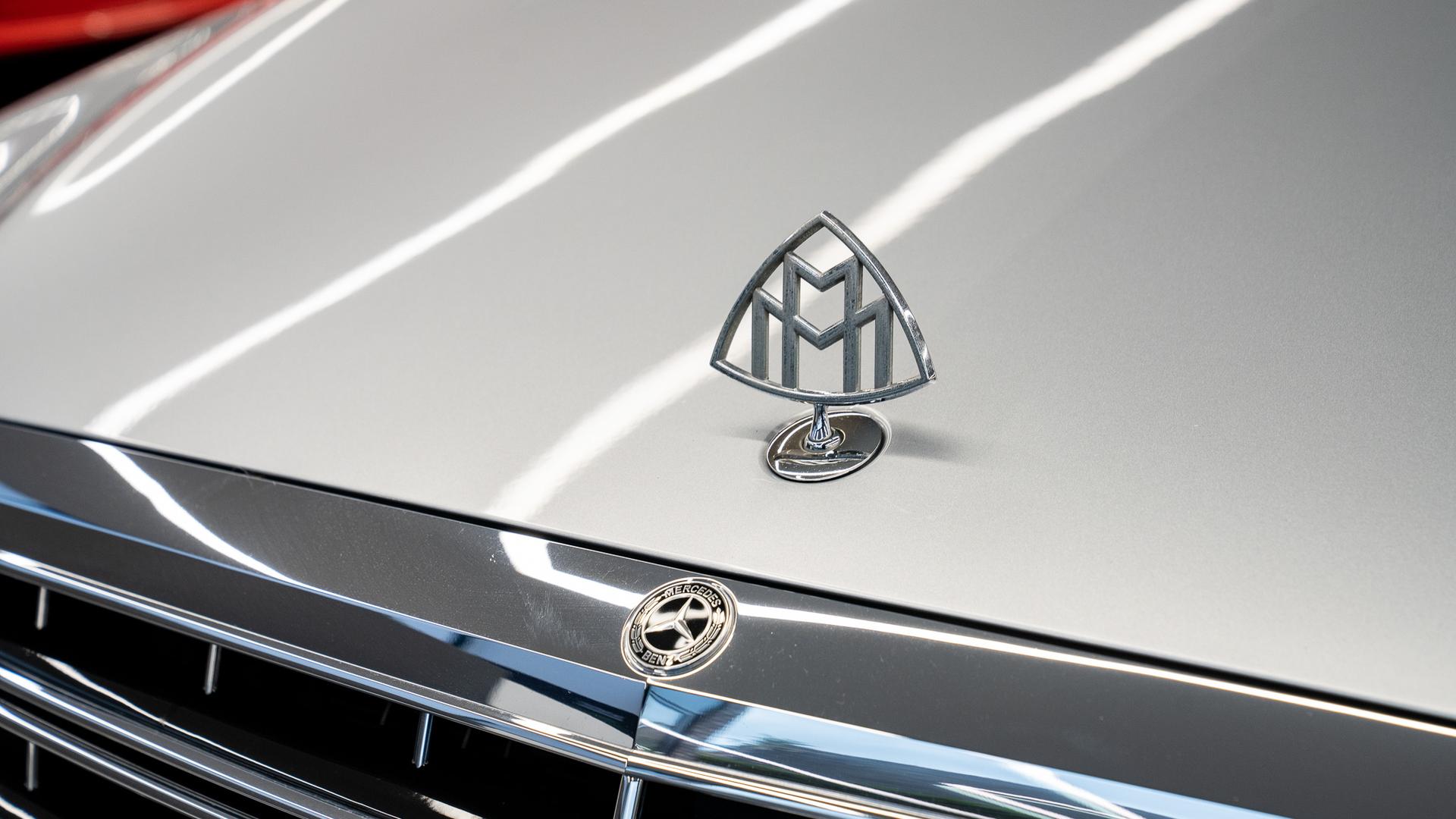 Mercedes-Benz Maybach S600 Photo ed37a9fd-1d34-486b-b589-68891458bf28.jpg