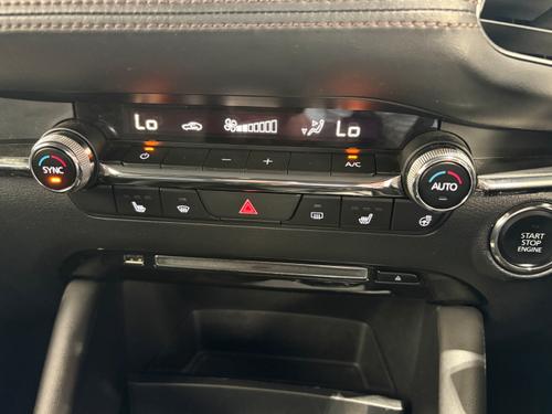 Mazda Mazda3 Photo ed39d98d-e483-463a-b5c2-0e7c449c1d1d.JPG