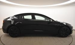 Tesla MODEL 3 Photo 1