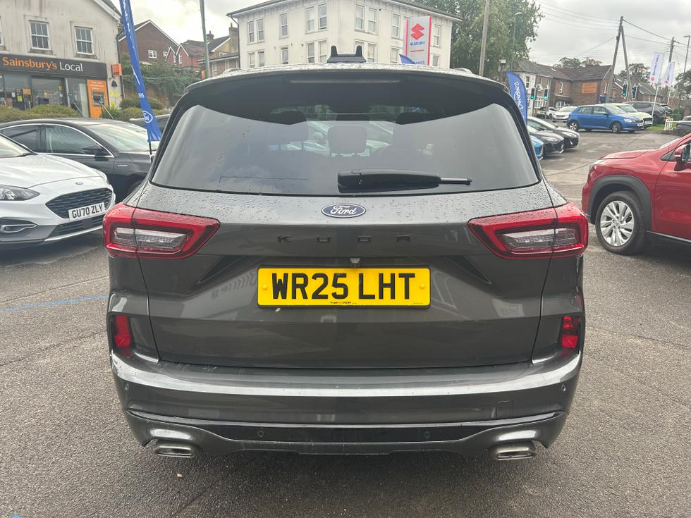 Ford Kuga Photo ed3fc39b-fe72-4bc1-81b7-08492856aad3.jpeg