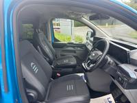 Ford Tourneo Custom Photo 17