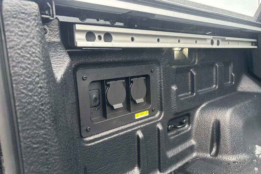 Ford RANGER Photo ed62bb74-cf41-45fa-8aeb-c10e137525e2.jpg