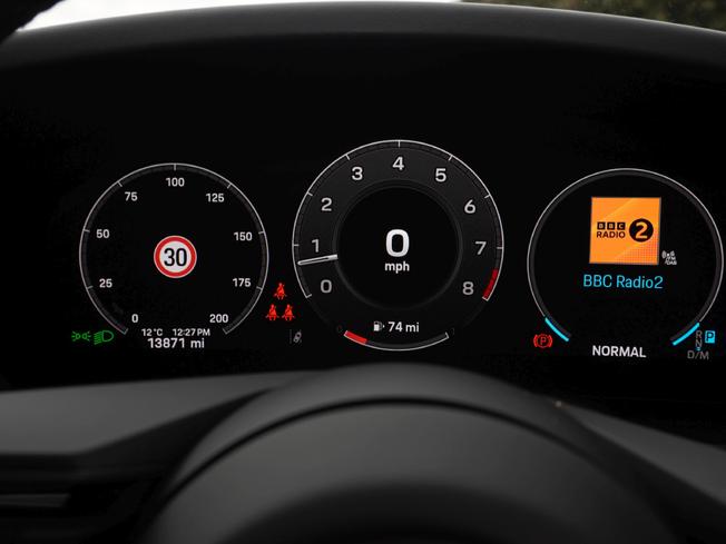 PORSCHE 911 Photo 31