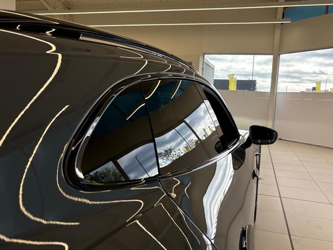 PORSCHE Taycan Photo 58