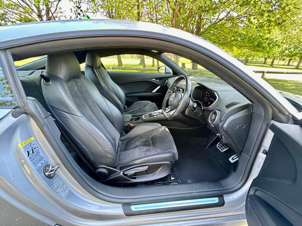 Used Audi TT DA71TWK 26