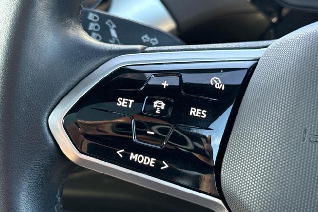 VOLKSWAGEN Id.5 Photo 16