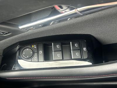 Mazda CX-30 Photo 29