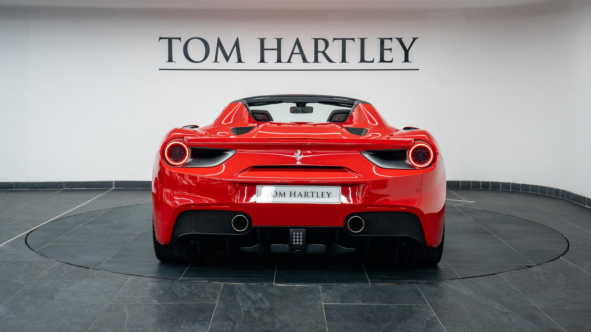 Ferrari 488 Photo edc2f014-9b27-456b-9c6e-d4b833c68012.jpg