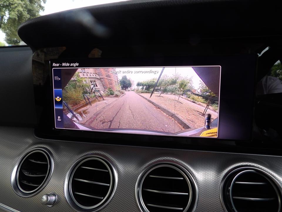 Used Mercedes-Benz E Class PO67ZRK 28
